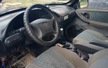 Chevrolet Niva I рестайлинг, 2004 год, 250 000 рублей, 6 фотография