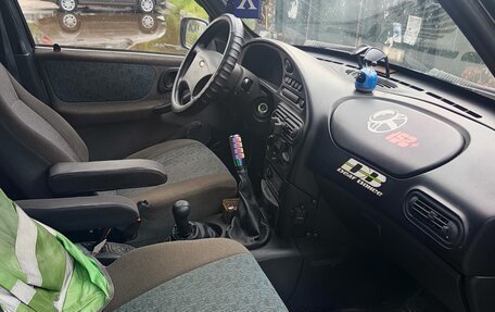 Chevrolet Niva I рестайлинг, 2004 год, 250 000 рублей, 5 фотография
