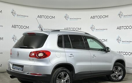 Volkswagen Tiguan I, 2011 год, 949 900 рублей, 2 фотография