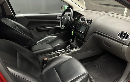 Ford Focus II рестайлинг, 2006 год, 400 000 рублей, 18 фотография