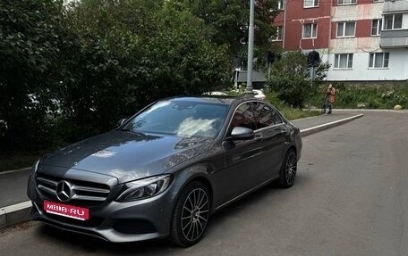 Mercedes-Benz C-Класс, 2017 год, 2 200 000 рублей, 1 фотография