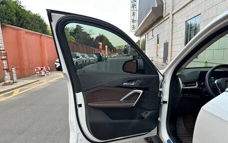 BMW X1, 2023 год, 2 350 000 рублей, 7 фотография