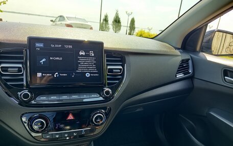 Hyundai Solaris II рестайлинг, 2022 год, 2 050 000 рублей, 10 фотография