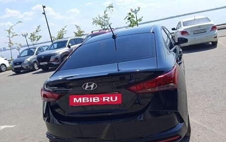 Hyundai Solaris II рестайлинг, 2022 год, 2 050 000 рублей, 3 фотография