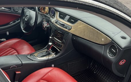 Mercedes-Benz CLS, 2010 год, 1 850 000 рублей, 35 фотография