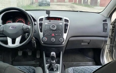 KIA cee'd I рестайлинг, 2010 год, 650 000 рублей, 12 фотография