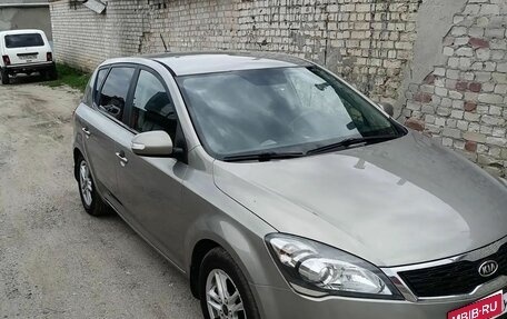 KIA cee'd I рестайлинг, 2010 год, 650 000 рублей, 4 фотография