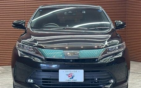 Toyota Harrier, 2019 год, 2 680 000 рублей, 2 фотография