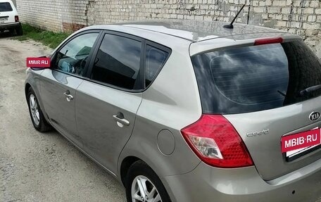 KIA cee'd I рестайлинг, 2010 год, 650 000 рублей, 5 фотография