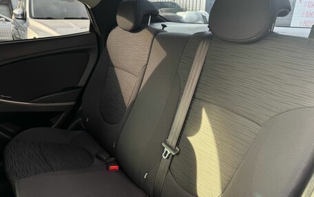 Hyundai Solaris II рестайлинг, 2016 год, 910 000 рублей, 19 фотография