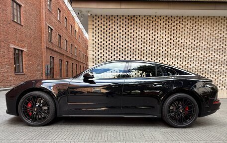 Porsche Panamera, 2024 год, 33 000 000 рублей, 3 фотография