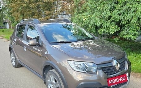 Renault Sandero II рестайлинг, 2019 год, 1 270 000 рублей, 4 фотография