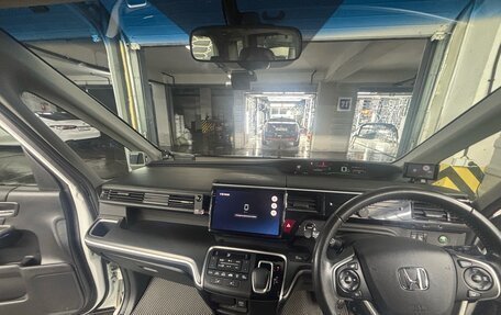 Honda Stepwgn IV, 2018 год, 2 650 000 рублей, 10 фотография
