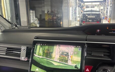 Honda Stepwgn IV, 2018 год, 2 650 000 рублей, 12 фотография