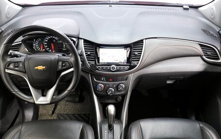 Chevrolet Trax, 2017 год, 840 000 рублей, 11 фотография