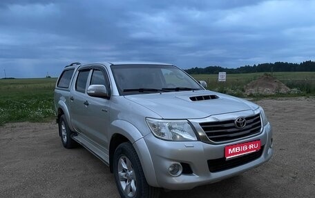 Toyota Hilux VII, 2012 год, 1 950 000 рублей, 1 фотография