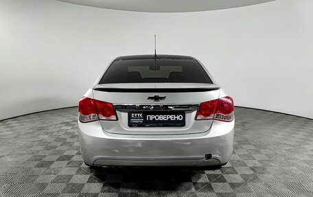 Chevrolet Cruze II, 2011 год, 555 750 рублей, 7 фотография