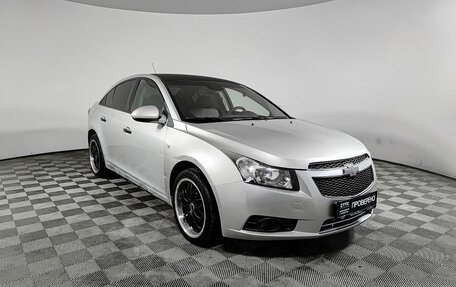 Chevrolet Cruze II, 2011 год, 555 750 рублей, 3 фотография