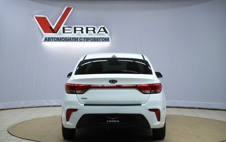 KIA Rio IV, 2018 год, 850 000 рублей, 6 фотография