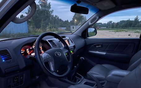 Toyota Hilux VII, 2012 год, 1 950 000 рублей, 9 фотография