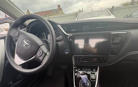 Toyota Corolla, 2021 год, 1 700 000 рублей, 6 фотография