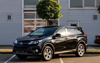 Toyota RAV4, 2015 год, 2 045 000 рублей, 1 фотография