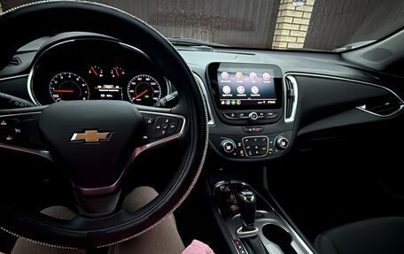 Chevrolet Malibu IX, 2019 год, 1 600 000 рублей, 4 фотография