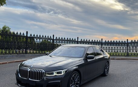 BMW 7 серия, 2022 год, 6 300 000 рублей, 2 фотография