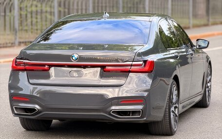 BMW 7 серия, 2022 год, 6 300 000 рублей, 18 фотография