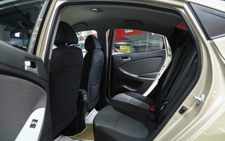 Hyundai Solaris II рестайлинг, 2013 год, 895 000 рублей, 7 фотография