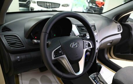 Hyundai Solaris II рестайлинг, 2013 год, 895 000 рублей, 9 фотография