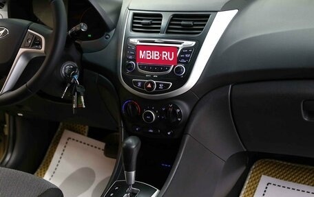 Hyundai Solaris II рестайлинг, 2013 год, 895 000 рублей, 11 фотография