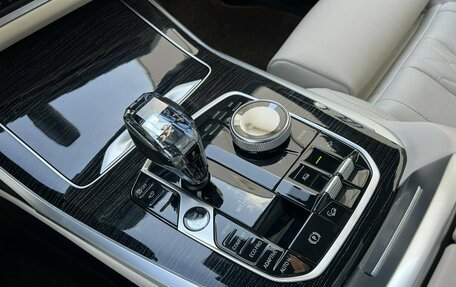 BMW X7, 2021 год, 7 999 000 рублей, 16 фотография