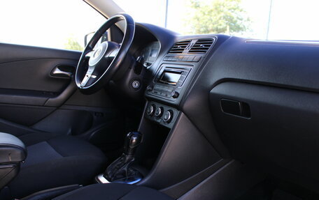 Volkswagen Polo VI (EU Market), 2011 год, 609 000 рублей, 18 фотография