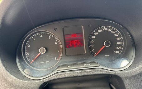 Volkswagen Polo VI (EU Market), 2013 год, 500 000 рублей, 11 фотография