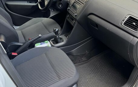 Volkswagen Polo VI (EU Market), 2013 год, 500 000 рублей, 10 фотография
