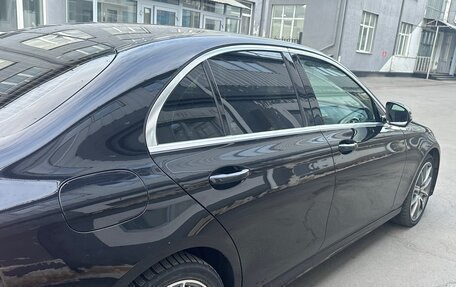 Mercedes-Benz E-Класс, 2021 год, 4 750 000 рублей, 6 фотография