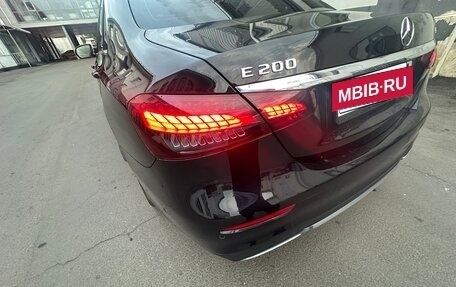 Mercedes-Benz E-Класс, 2021 год, 4 750 000 рублей, 2 фотография
