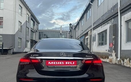 Mercedes-Benz E-Класс, 2021 год, 4 750 000 рублей, 4 фотография