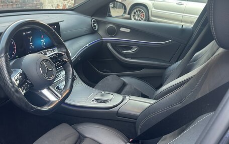 Mercedes-Benz E-Класс, 2021 год, 4 750 000 рублей, 24 фотография