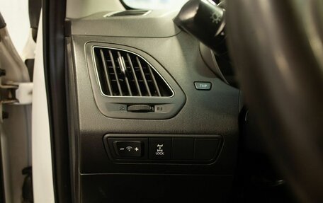 Hyundai ix35 I рестайлинг, 2012 год, 1 140 000 рублей, 34 фотография