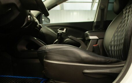 Hyundai ix35 I рестайлинг, 2012 год, 1 140 000 рублей, 32 фотография