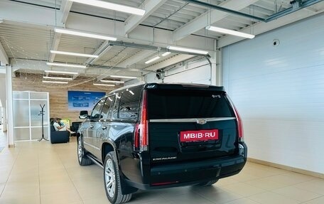 Cadillac Escalade IV, 2015 год, 3 999 999 рублей, 4 фотография