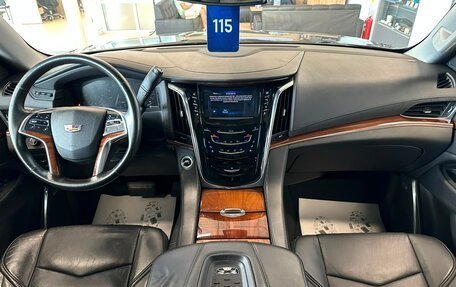 Cadillac Escalade IV, 2015 год, 3 999 999 рублей, 16 фотография