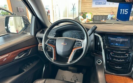 Cadillac Escalade IV, 2015 год, 3 999 999 рублей, 14 фотография