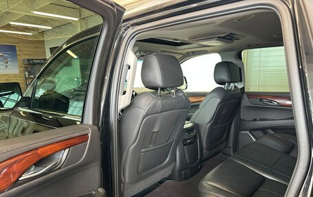Cadillac Escalade IV, 2015 год, 3 999 999 рублей, 21 фотография