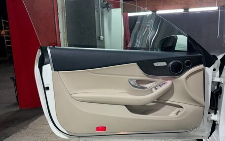 Mercedes-Benz C-Класс, 2018 год, 2 800 000 рублей, 11 фотография