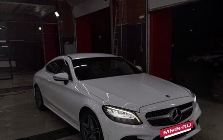 Mercedes-Benz C-Класс, 2018 год, 2 800 000 рублей, 2 фотография