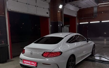Mercedes-Benz C-Класс, 2018 год, 2 800 000 рублей, 3 фотография