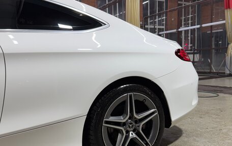 Mercedes-Benz C-Класс, 2018 год, 2 800 000 рублей, 17 фотография